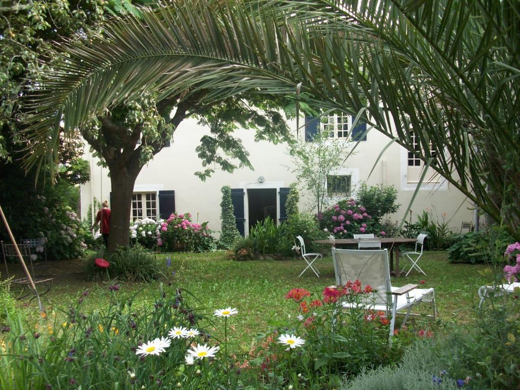 Chambres D'Hotes Aroha Sorde-l'Abbaye Exterior photo